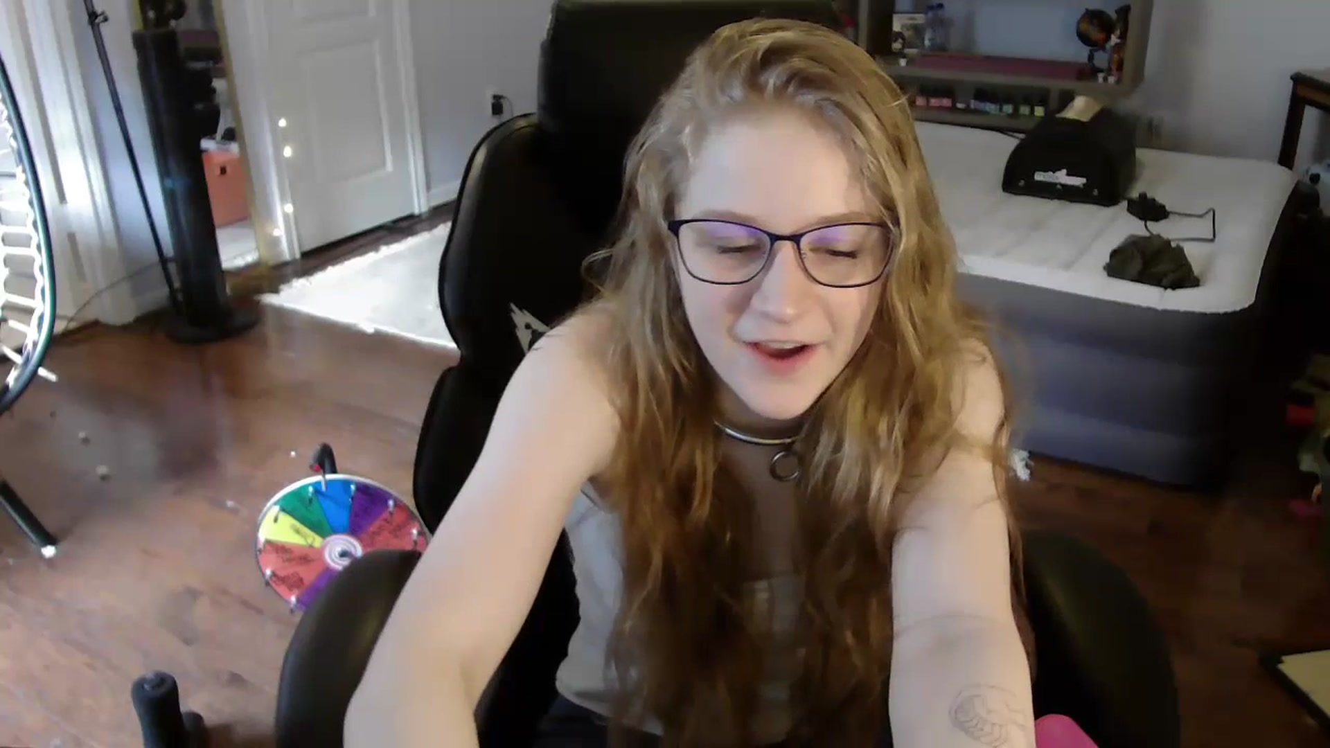 Gallery image thumbnail from Bunnydathug's myfreecams stream on, 07/15/2023, 13:43 image 12 of 20