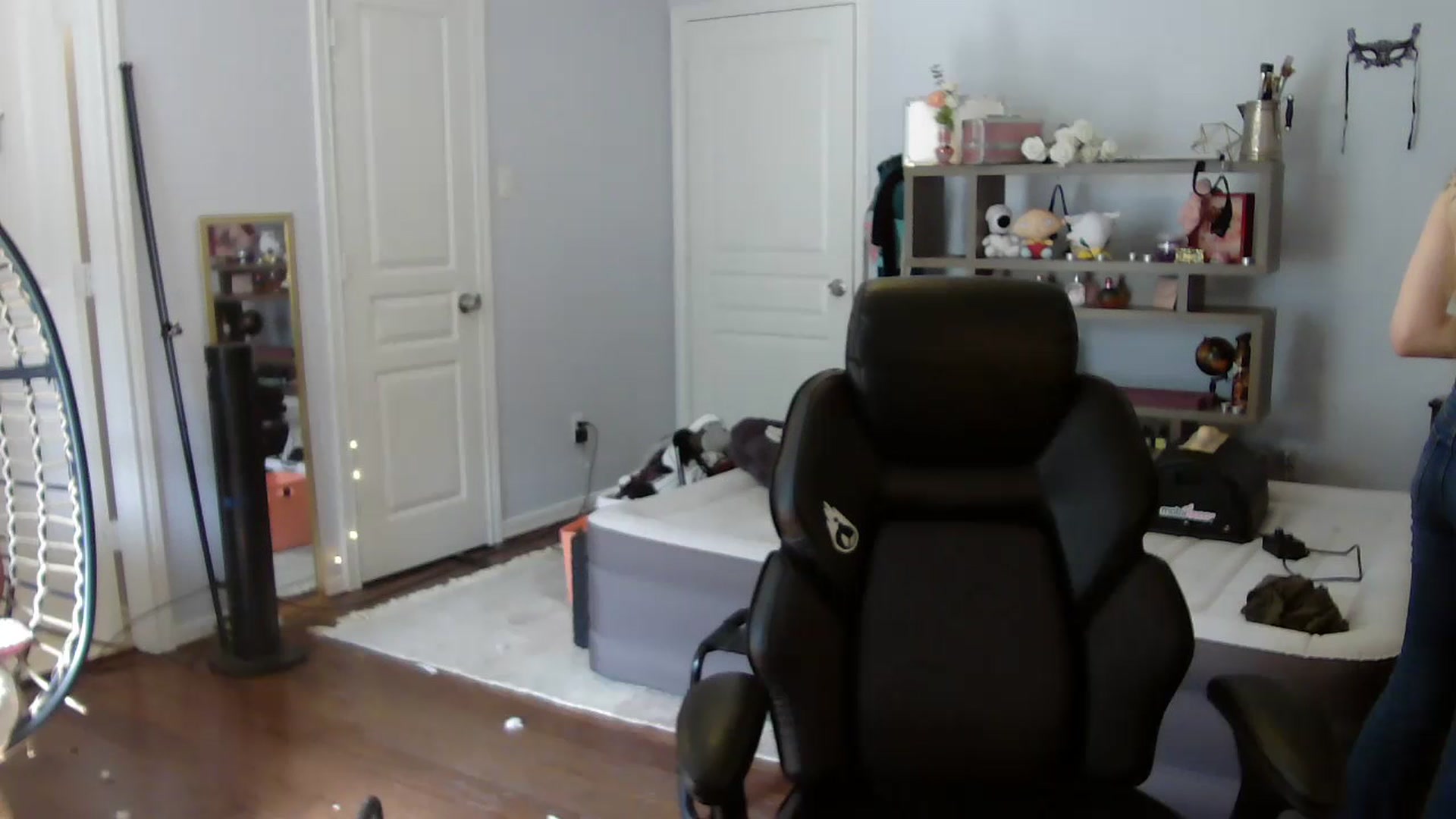 Gallery image thumbnail from Bunnydathug's myfreecams stream on, 07/15/2023, 15:57 image 2 of 20