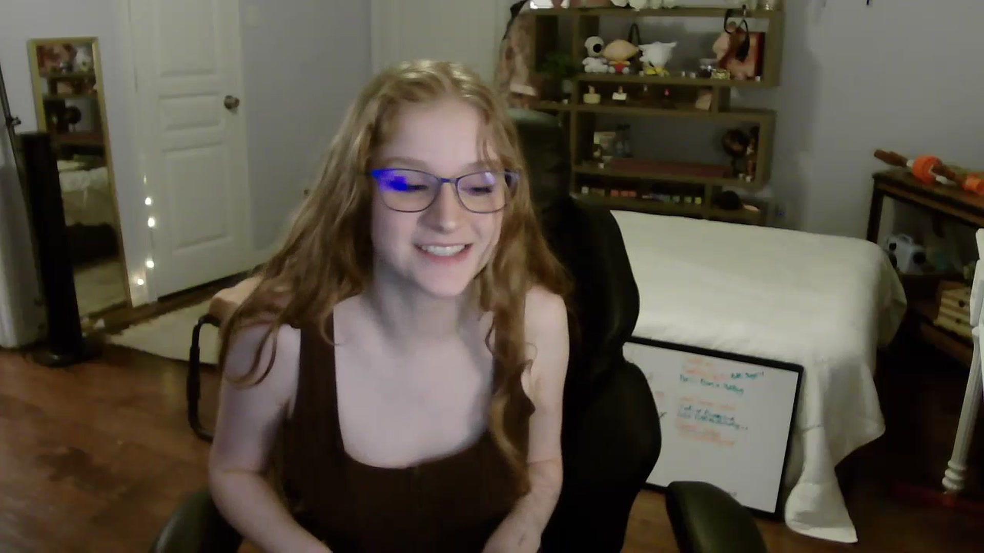 Gallery image thumbnail from Bunnydathug's myfreecams stream on, 07/17/2023, 06:32 image 4 of 20