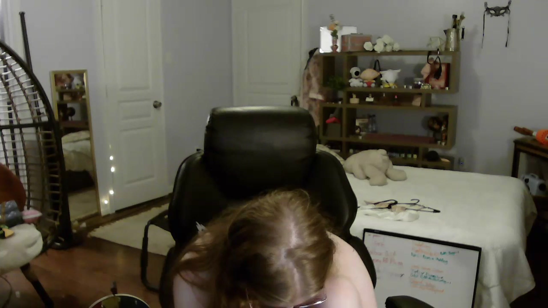 Gallery image thumbnail from Bunnydathug's myfreecams stream on, 07/17/2023, 09:05 image 6 of 20