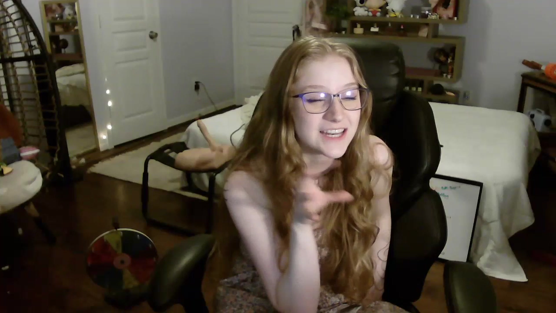 Gallery image thumbnail from Bunnydathug's myfreecams stream on, 07/17/2023, 09:05 image 17 of 20