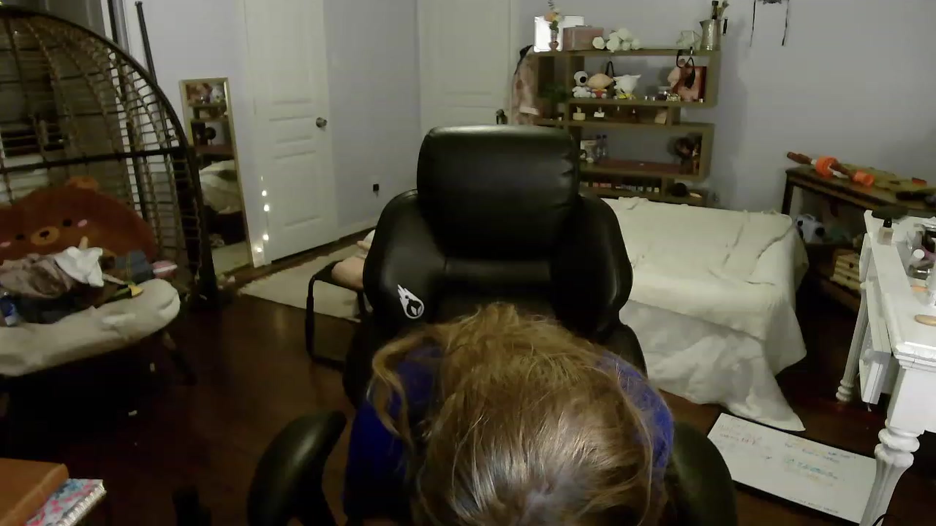 Gallery image thumbnail from Bunnydathug's myfreecams stream on, 07/17/2023, 11:08 image 7 of 20