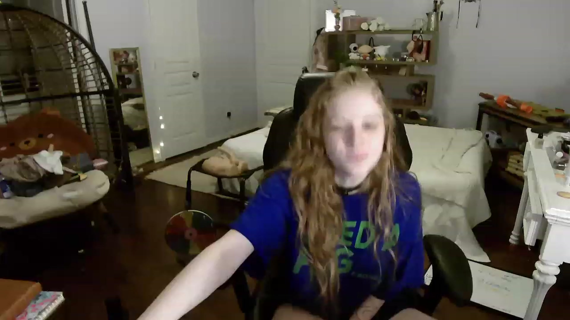 Gallery image thumbnail from Bunnydathug's myfreecams stream on, 07/17/2023, 11:08 image 18 of 20