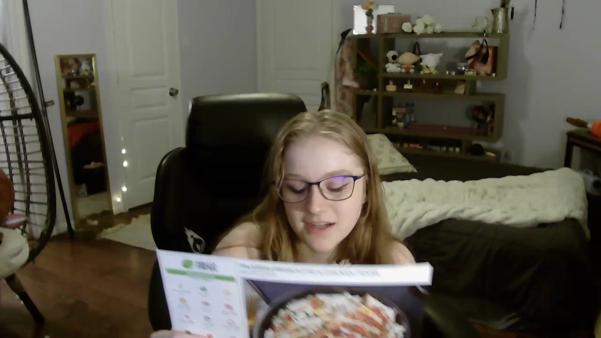 Gallery image thumbnail from Bunnydathug's myfreecams stream on, 07/19/2023, 11:33 image 17 of 20