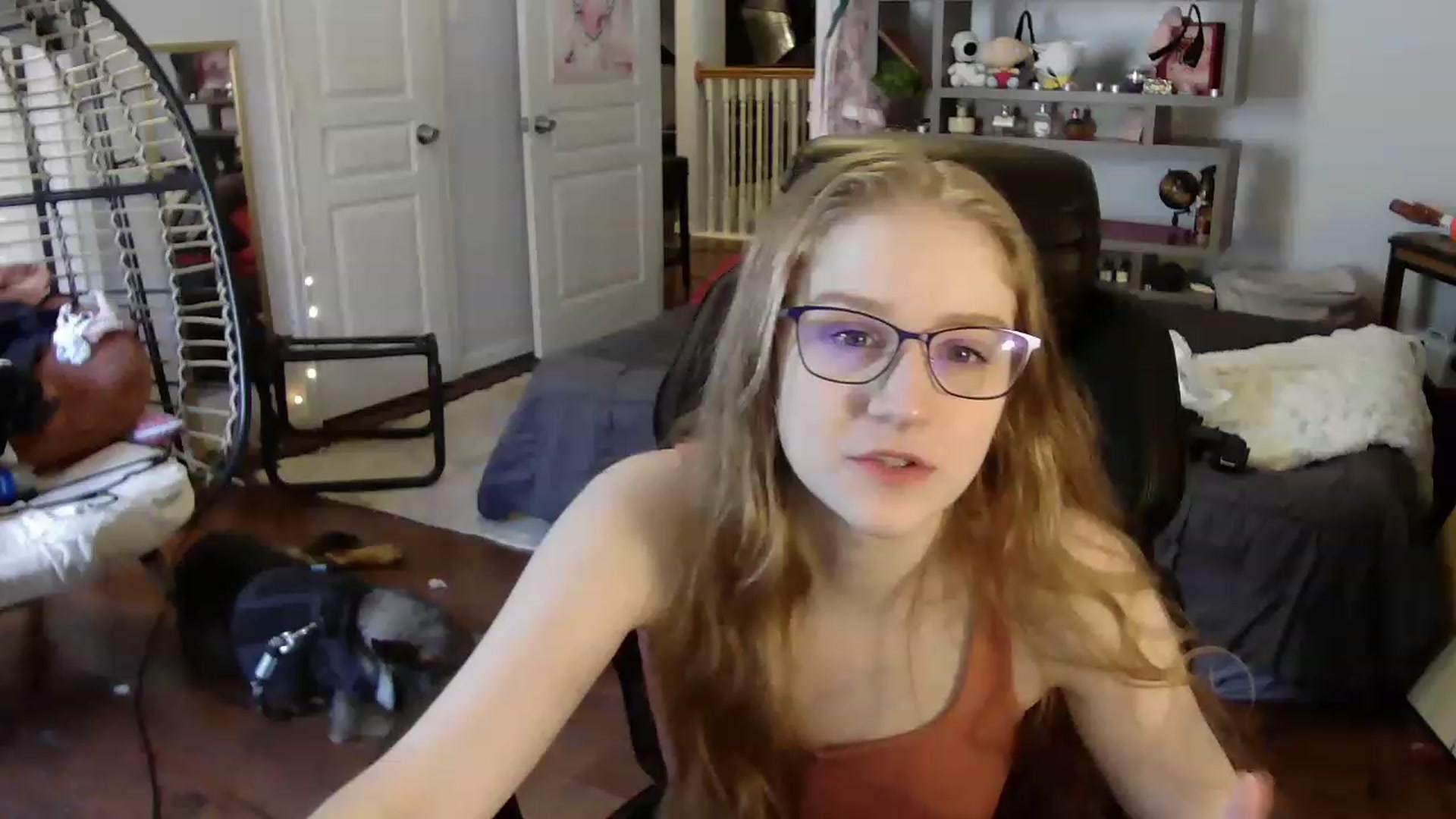 Gallery image thumbnail from Bunnydathug's myfreecams stream on, 07/22/2023, 19:13 image 6 of 20