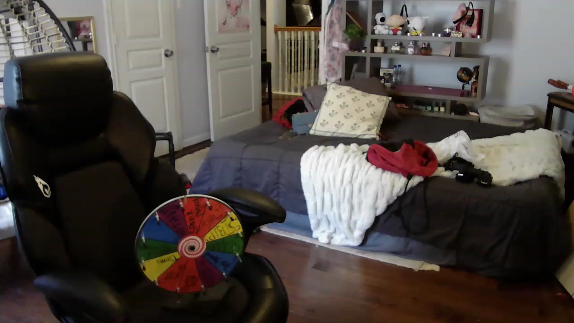 Gallery image thumbnail from Bunnydathug's myfreecams stream on, 07/22/2023, 19:13 image 3 of 20