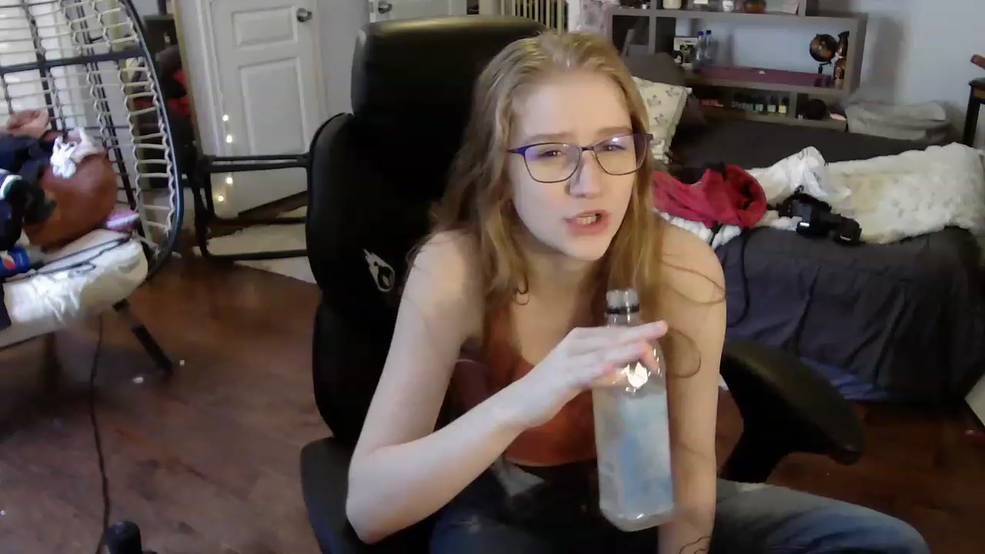 Gallery image thumbnail from Bunnydathug's myfreecams stream on, 07/22/2023, 19:13 image 19 of 20