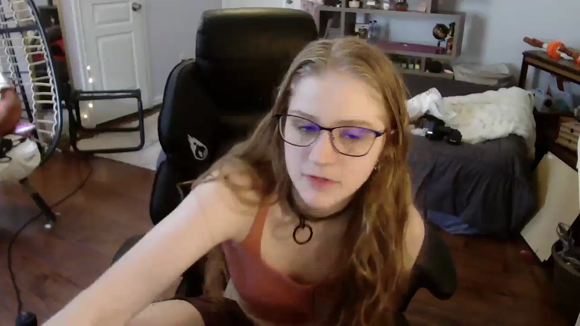 Gallery image thumbnail from Bunnydathug's myfreecams stream on, 07/22/2023, 21:52 image 13 of 20