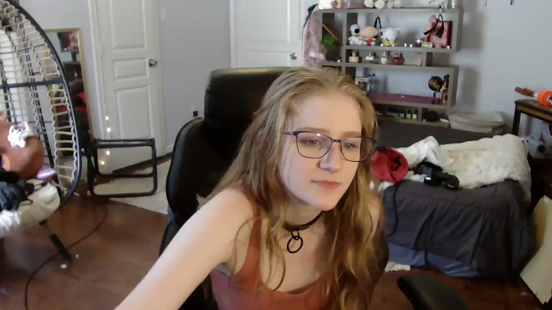 Gallery image thumbnail from Bunnydathug's myfreecams stream on, 07/22/2023, 21:52 image 10 of 20
