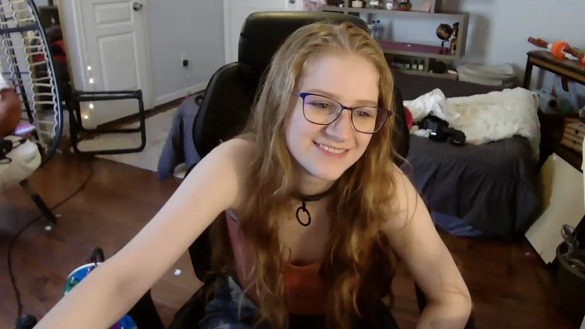 Gallery image thumbnail from Bunnydathug's myfreecams stream on, 07/22/2023, 21:52 image 18 of 20