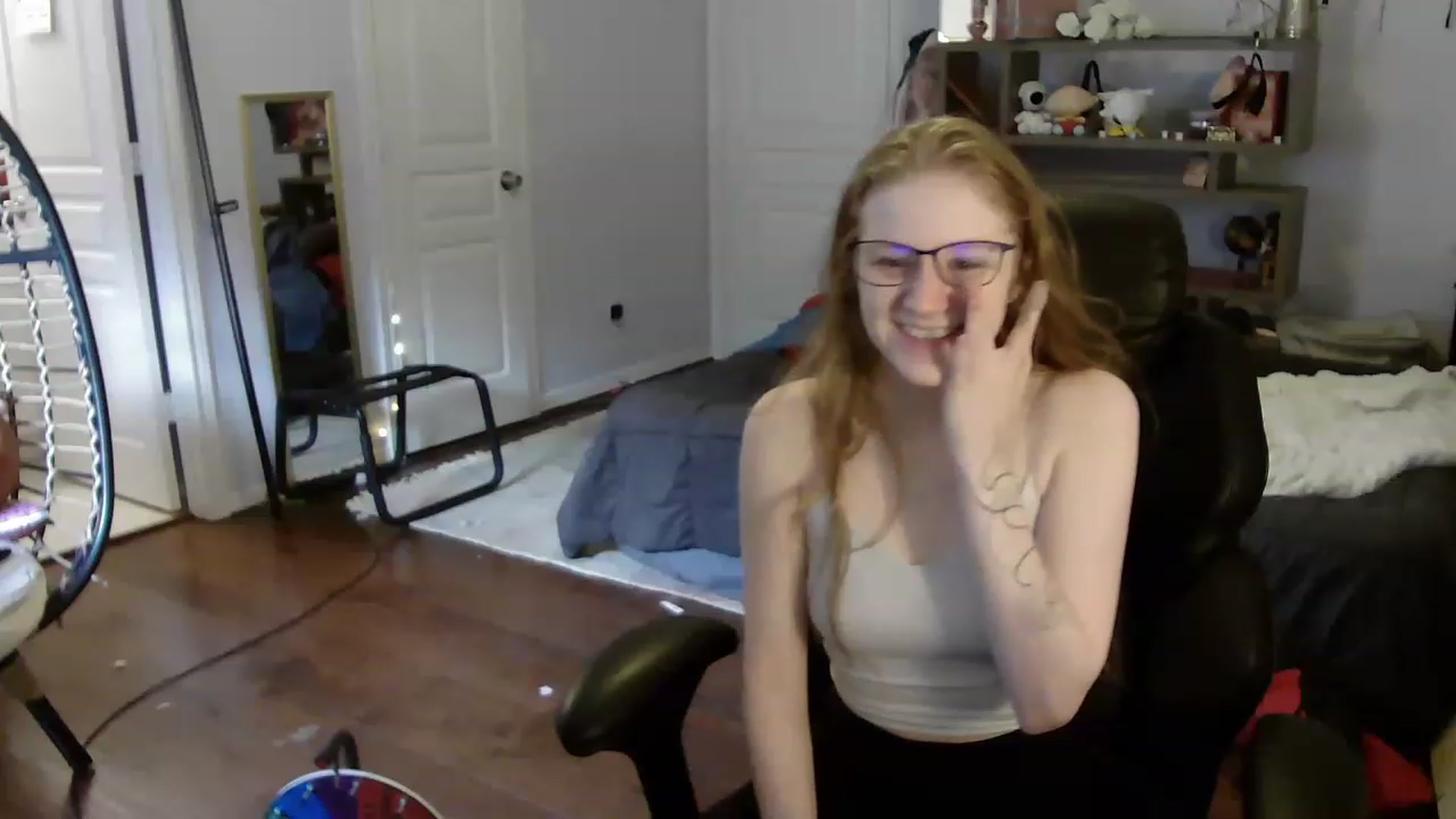 Gallery image thumbnail from Bunnydathug's myfreecams stream on, 07/23/2023, 16:47 image 2 of 20