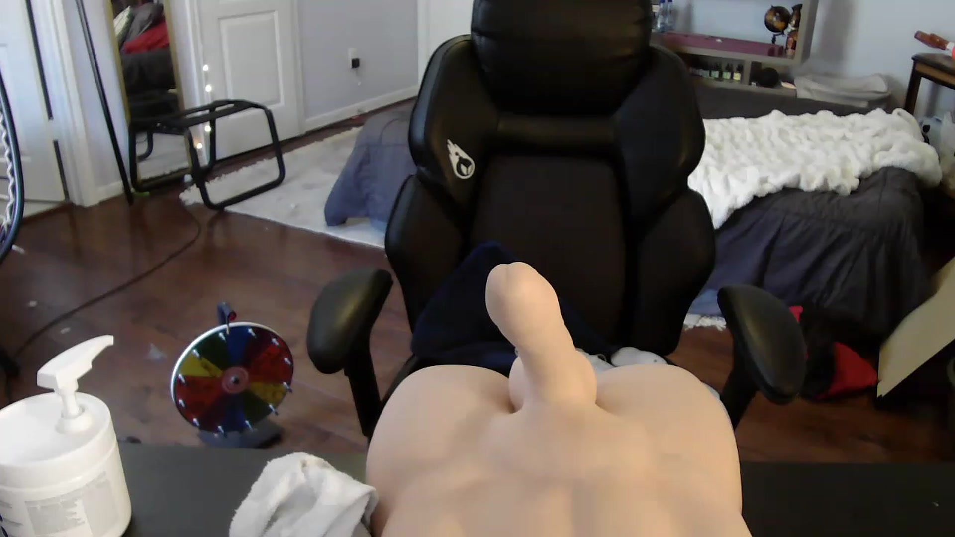 Gallery image thumbnail from Bunnydathug's myfreecams stream on, 07/23/2023, 20:06 image 18 of 20