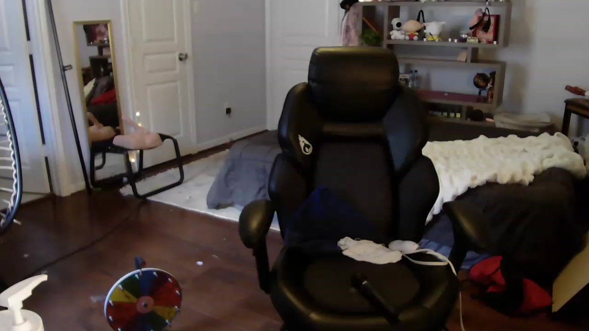 Gallery image thumbnail from Bunnydathug's myfreecams stream on, 07/23/2023, 20:47 image 12 of 20