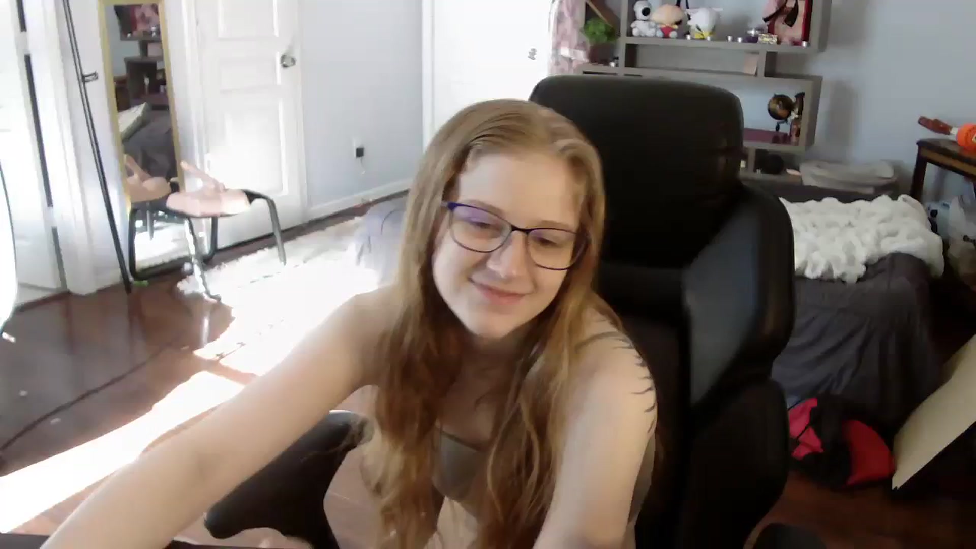 Gallery image thumbnail from Bunnydathug's myfreecams stream on, 07/24/2023, 16:48 image 1 of 20