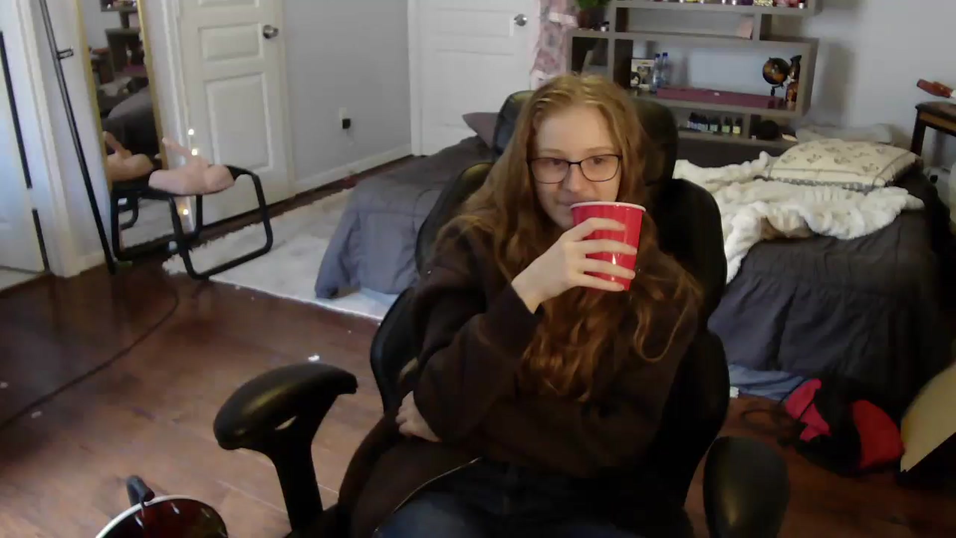 Gallery image thumbnail from Bunnydathug's myfreecams stream on, 07/24/2023, 19:36 image 3 of 20