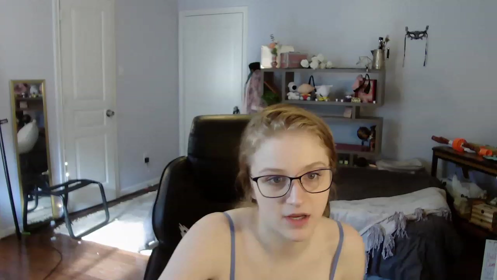 Gallery image thumbnail from Bunnydathug's myfreecams stream on, 07/25/2023, 14:26 image 16 of 20