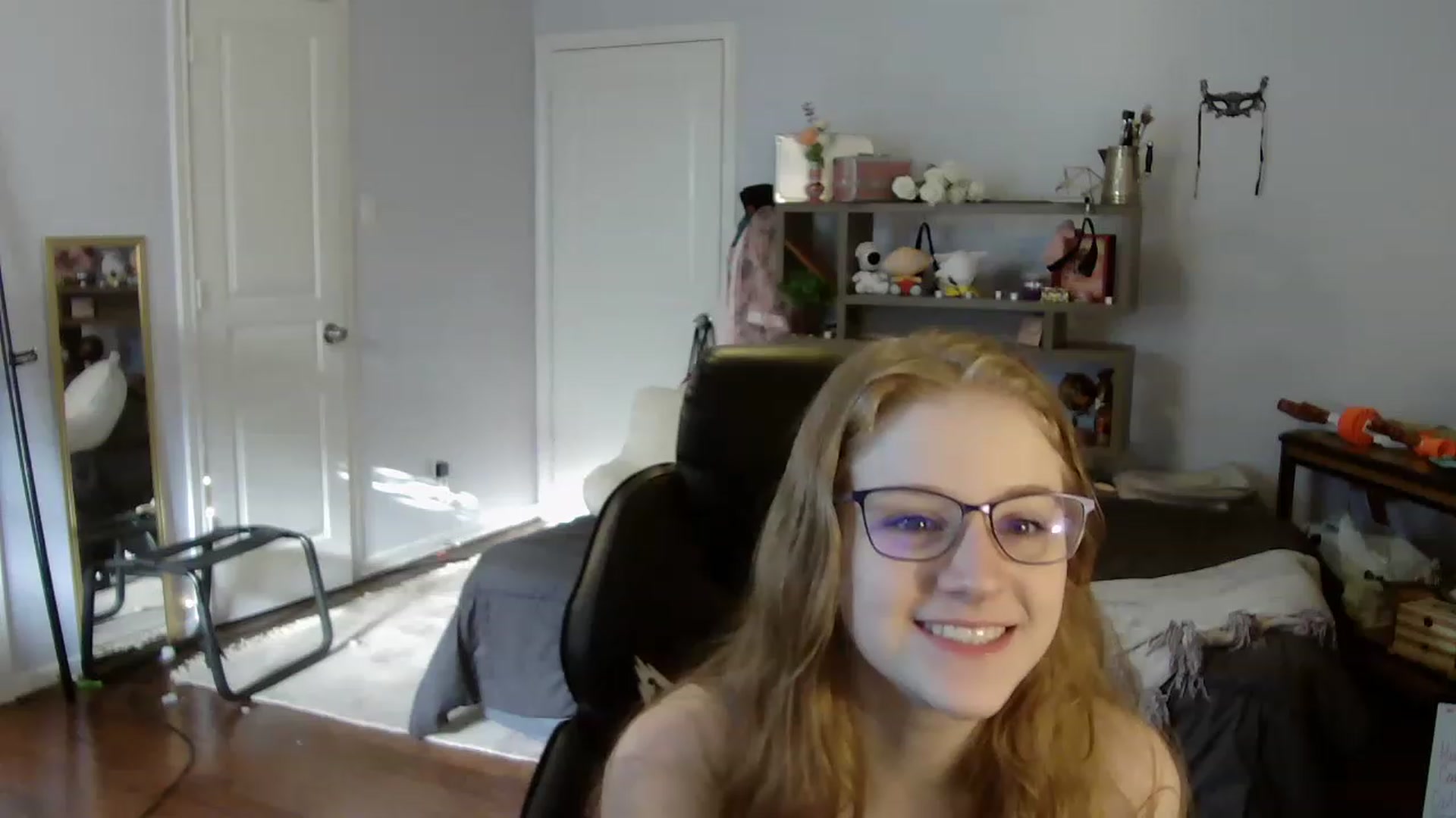Gallery image thumbnail from Bunnydathug's myfreecams stream on, 07/25/2023, 14:26 image 5 of 20