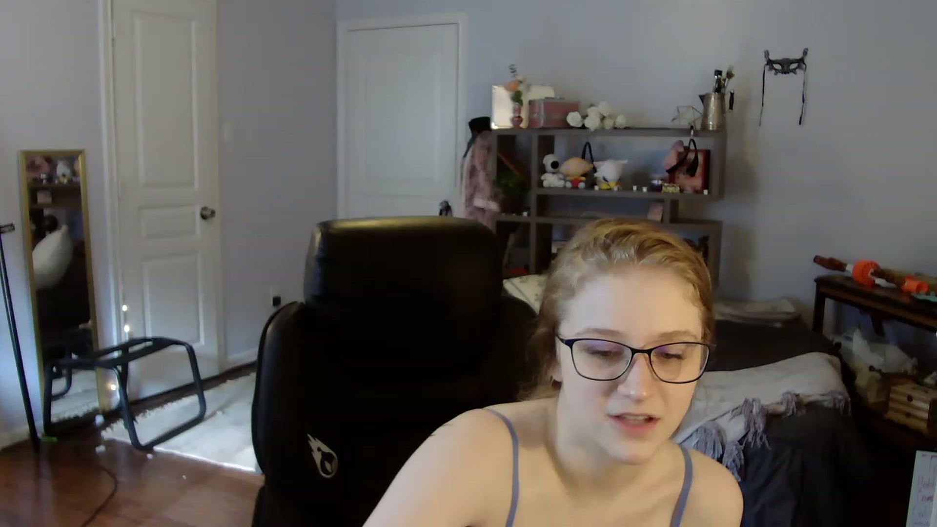 Gallery image thumbnail from Bunnydathug's myfreecams stream on, 07/25/2023, 14:26 image 17 of 20