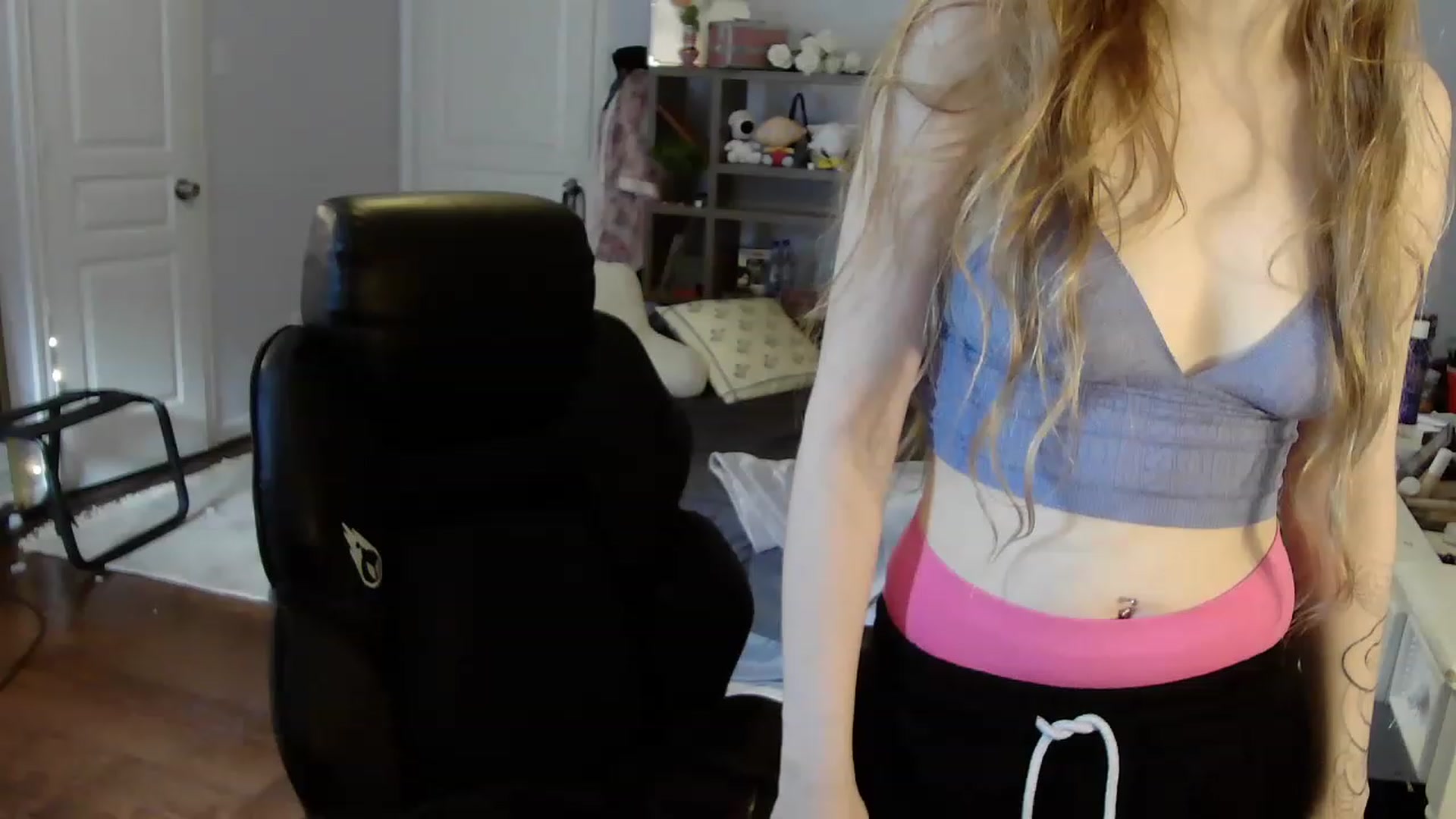 Gallery image thumbnail from Bunnydathug's myfreecams stream on, 07/25/2023, 15:46 image 4 of 20