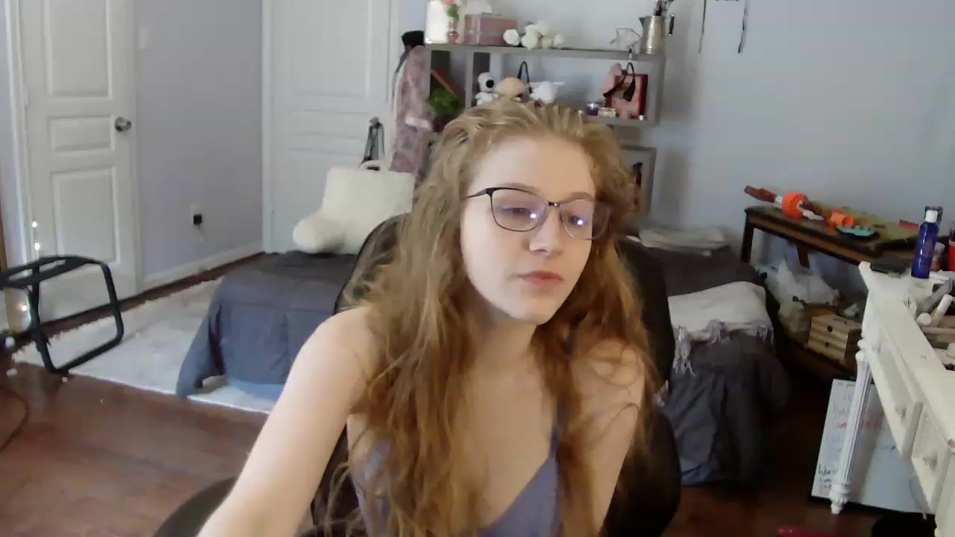 Gallery image thumbnail from Bunnydathug's myfreecams stream on, 07/25/2023, 15:46 image 11 of 20