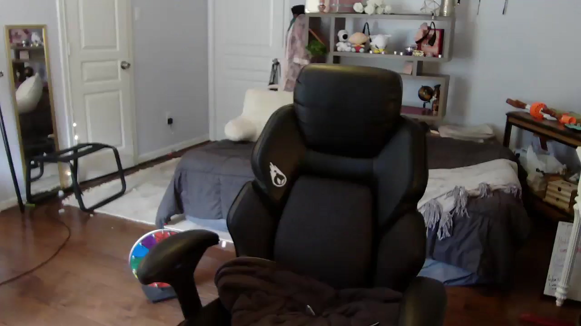 Gallery image thumbnail from Bunnydathug's myfreecams stream on, 07/25/2023, 16:57 image 11 of 20