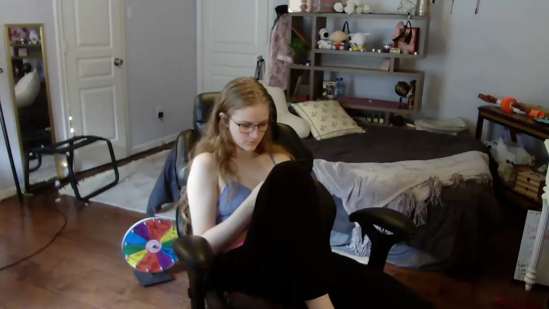 Gallery image thumbnail from Bunnydathug's myfreecams stream on, 07/25/2023, 16:57 image 16 of 20