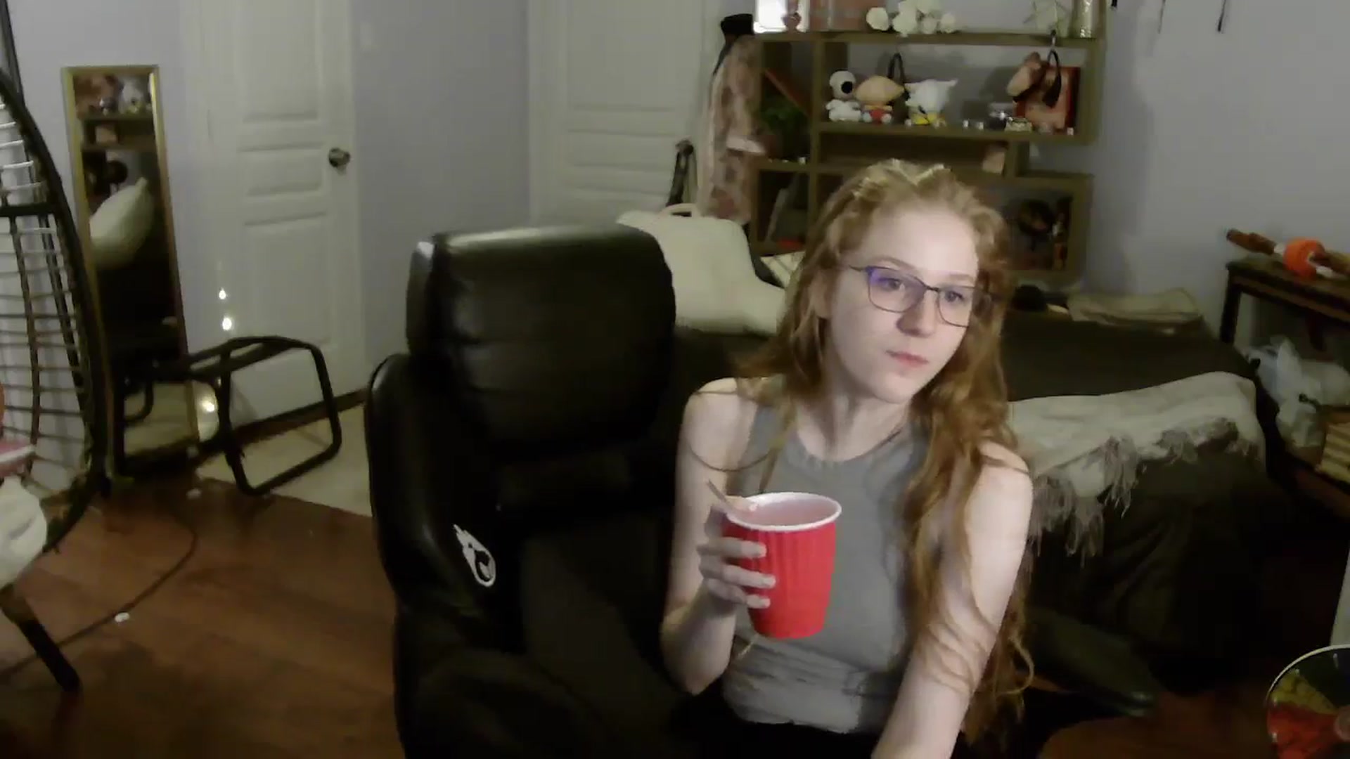 Gallery image thumbnail from Bunnydathug's myfreecams stream on, 07/26/2023, 11:46 image 4 of 20