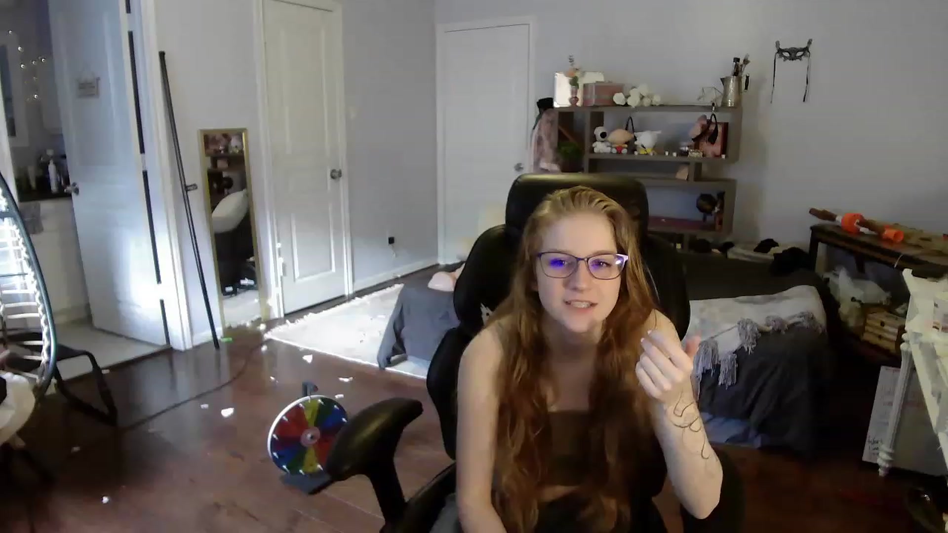 Gallery image thumbnail from Bunnydathug's myfreecams stream on, 07/27/2023, 13:35 image 9 of 20