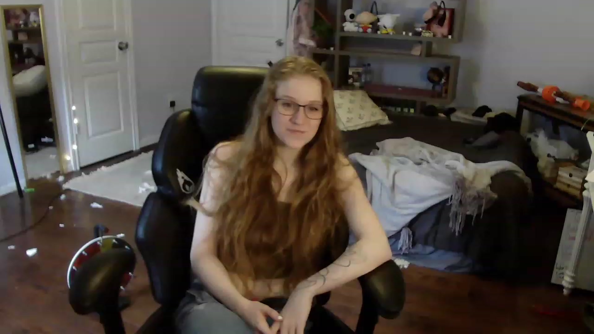 Gallery image thumbnail from Bunnydathug's myfreecams stream on, 07/27/2023, 14:49 image 9 of 20