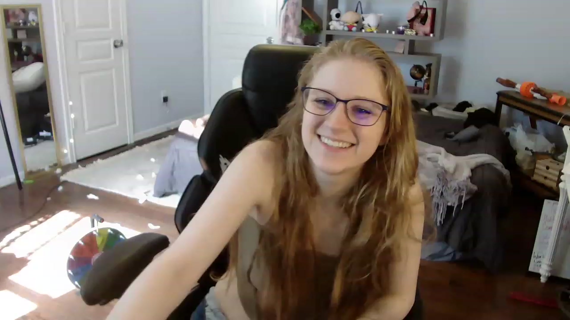 Gallery image thumbnail from Bunnydathug's myfreecams stream on, 07/27/2023, 14:49 image 14 of 20
