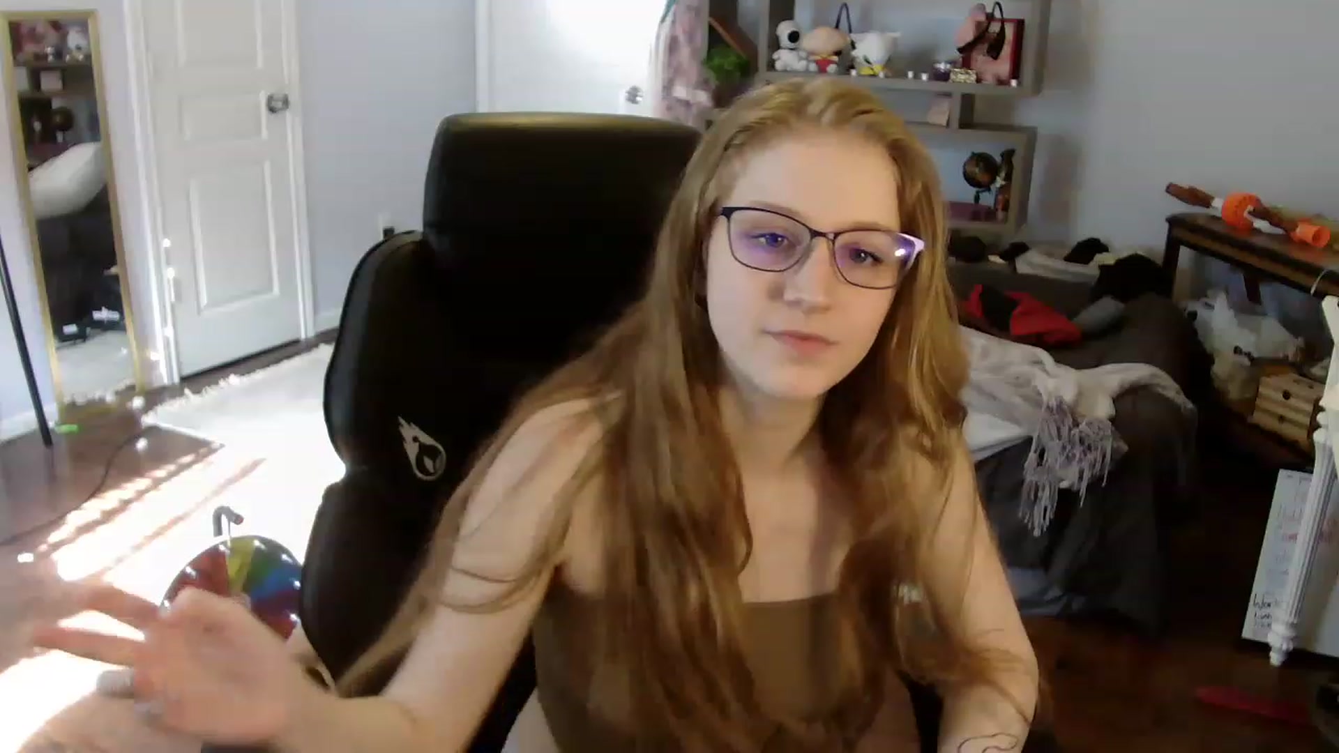 Gallery image thumbnail from Bunnydathug's myfreecams stream on, 07/27/2023, 14:49 image 4 of 20