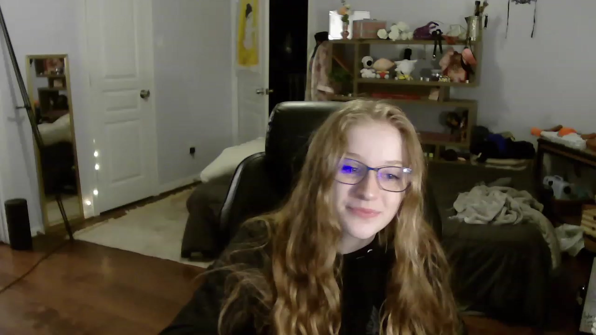 Gallery image thumbnail from Bunnydathug's myfreecams stream on, 08/01/2023, 11:25 image 9 of 20