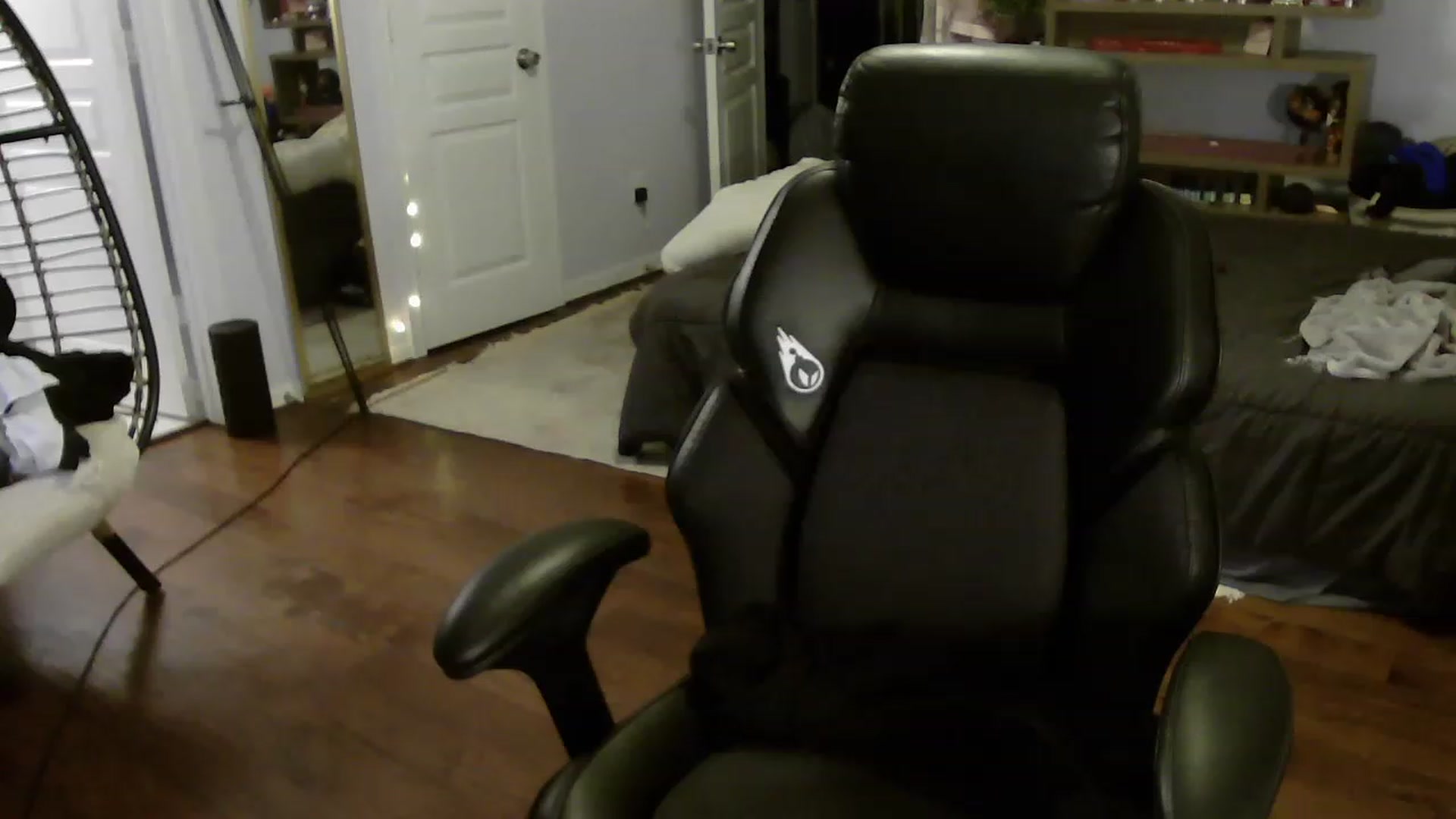 Gallery image thumbnail from Bunnydathug's myfreecams stream on, 08/01/2023, 12:00 image 7 of 20
