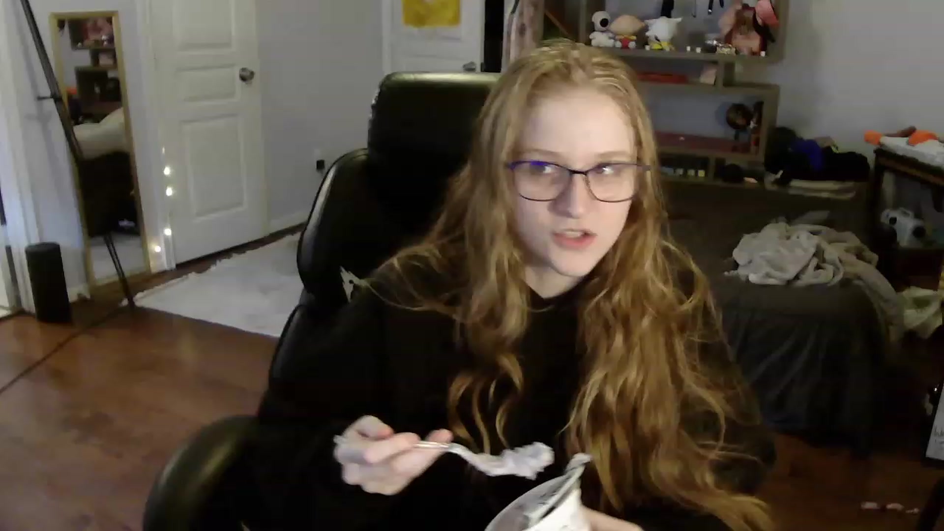 Gallery image thumbnail from Bunnydathug's myfreecams stream on, 08/01/2023, 13:52 image 2 of 20