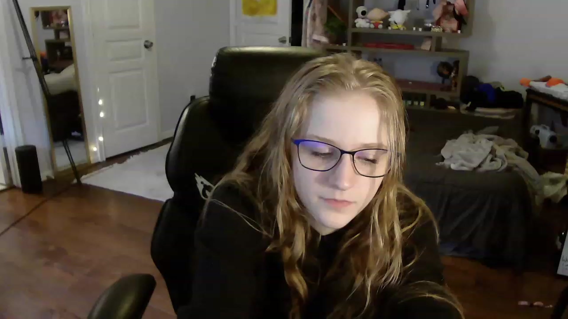 Gallery image thumbnail from Bunnydathug's myfreecams stream on, 08/01/2023, 13:52 image 4 of 20