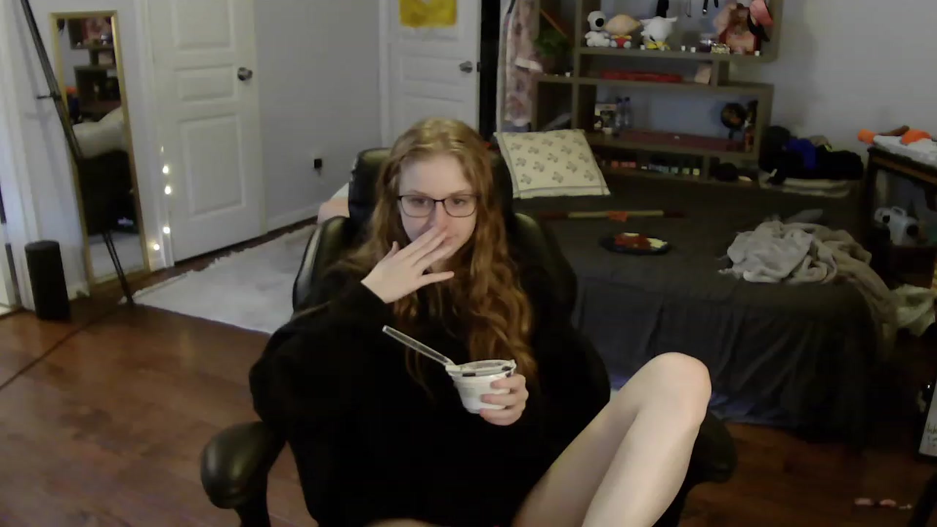 Gallery image thumbnail from Bunnydathug's myfreecams stream on, 08/01/2023, 13:52 image 7 of 20