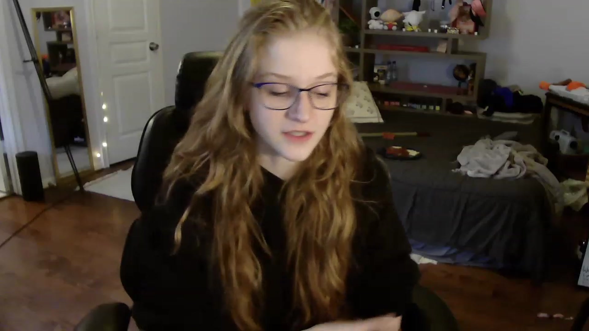 Gallery image thumbnail from Bunnydathug's myfreecams stream on, 08/01/2023, 13:52 image 12 of 20