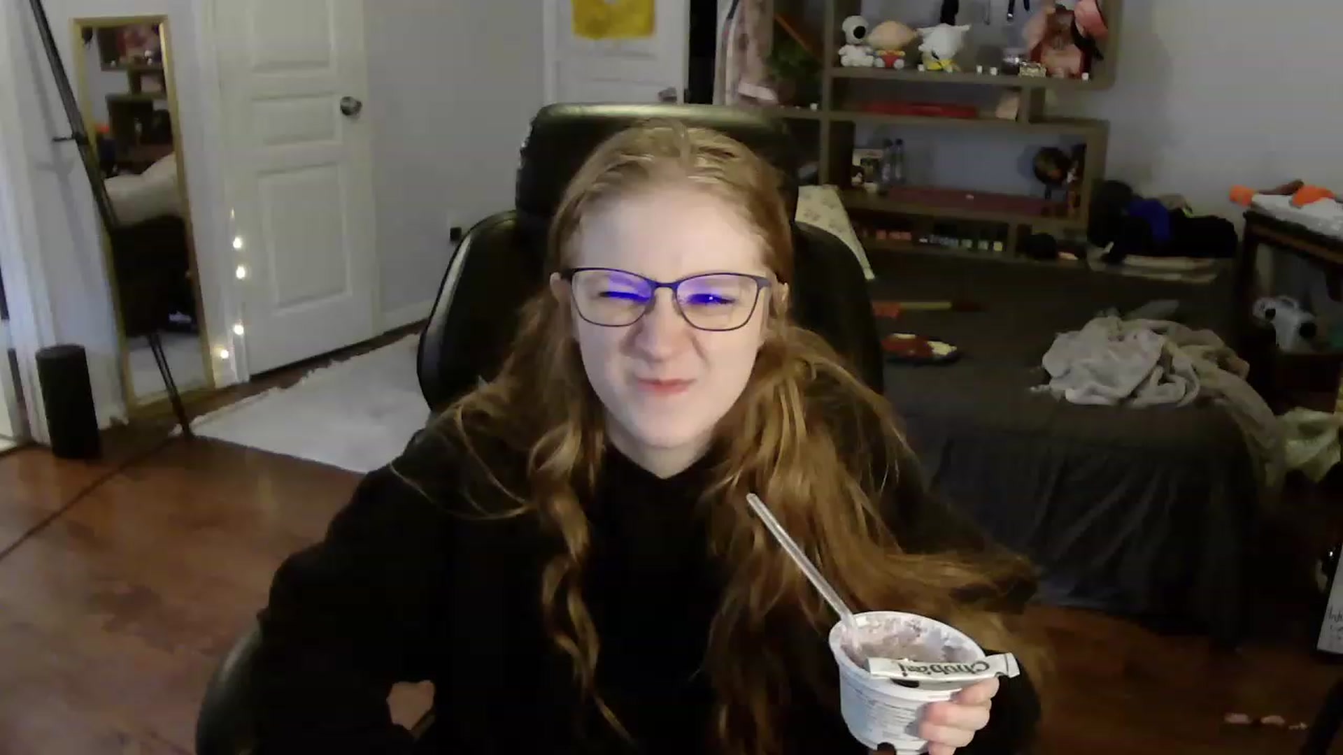 Gallery image thumbnail from Bunnydathug's myfreecams stream on, 08/01/2023, 13:52 image 3 of 20