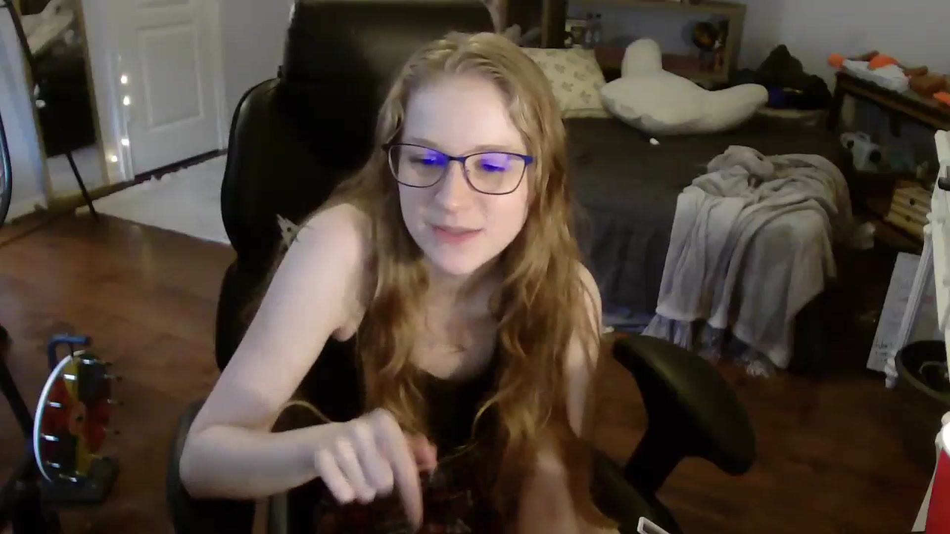 Gallery image thumbnail from Bunnydathug's myfreecams stream on, 08/04/2023, 13:03 image 3 of 20