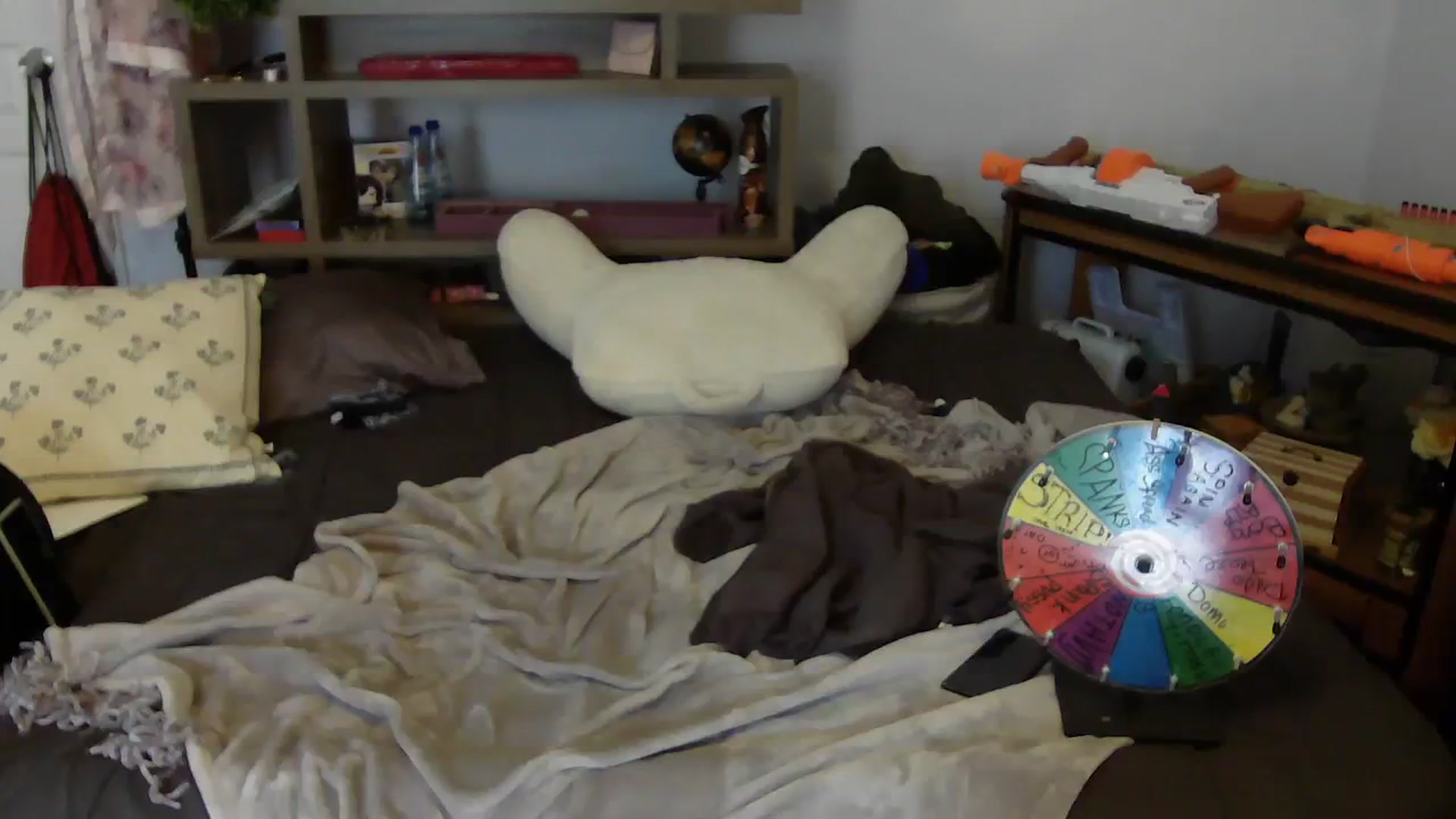 Gallery image thumbnail from Bunnydathug's myfreecams stream on, 08/04/2023, 17:00 image 15 of 20