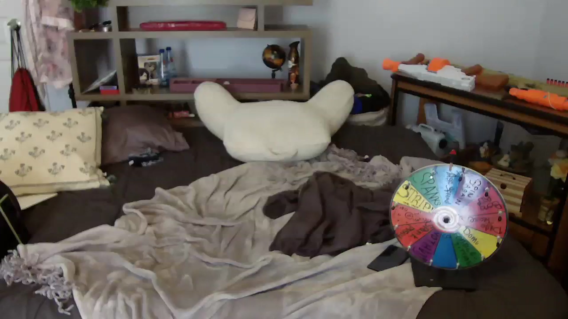 Gallery image thumbnail from Bunnydathug's myfreecams stream on, 08/04/2023, 17:00 image 12 of 20