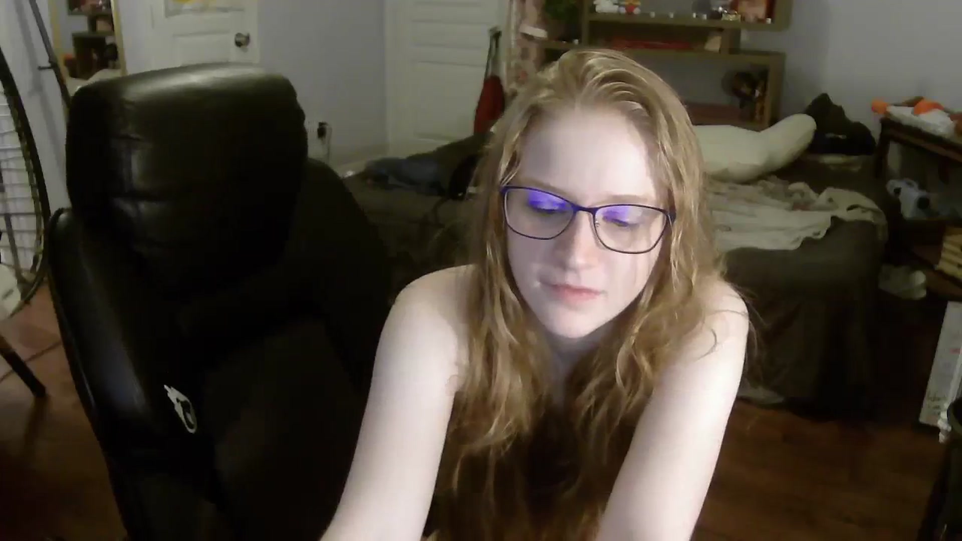 Gallery image thumbnail from Bunnydathug's myfreecams stream on, 08/05/2023, 11:19 image 10 of 20