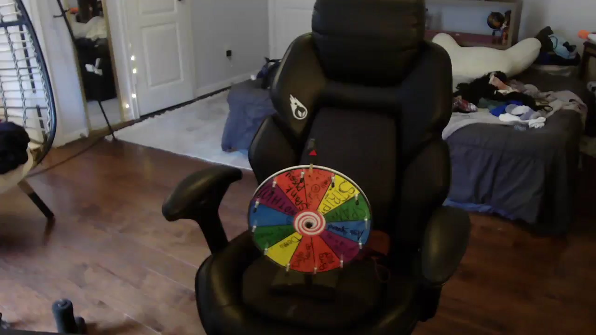 Gallery image thumbnail from Bunnydathug's myfreecams stream on, 08/06/2023, 18:38 image 11 of 20