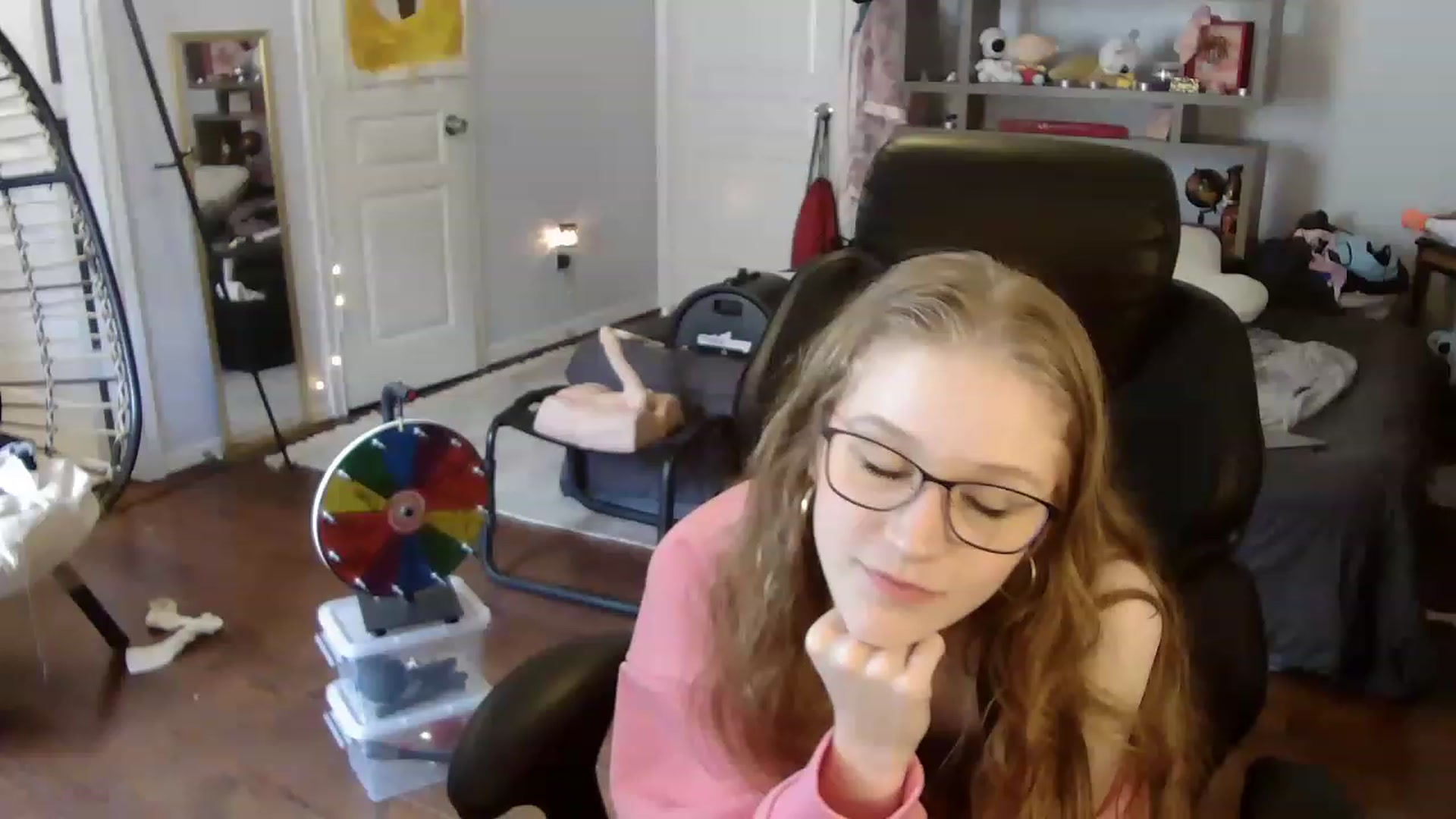 Gallery image thumbnail from Bunnydathug's myfreecams stream on, 08/08/2023, 18:28 image 11 of 20