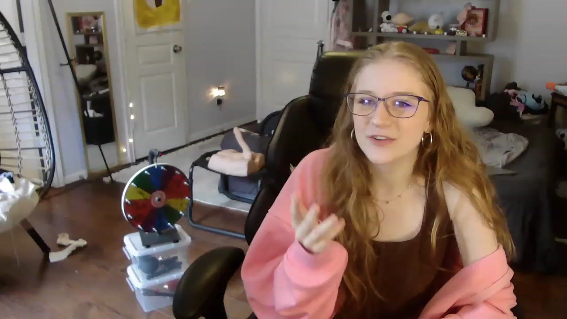 Gallery image thumbnail from Bunnydathug's myfreecams stream on, 08/08/2023, 18:28 image 6 of 20
