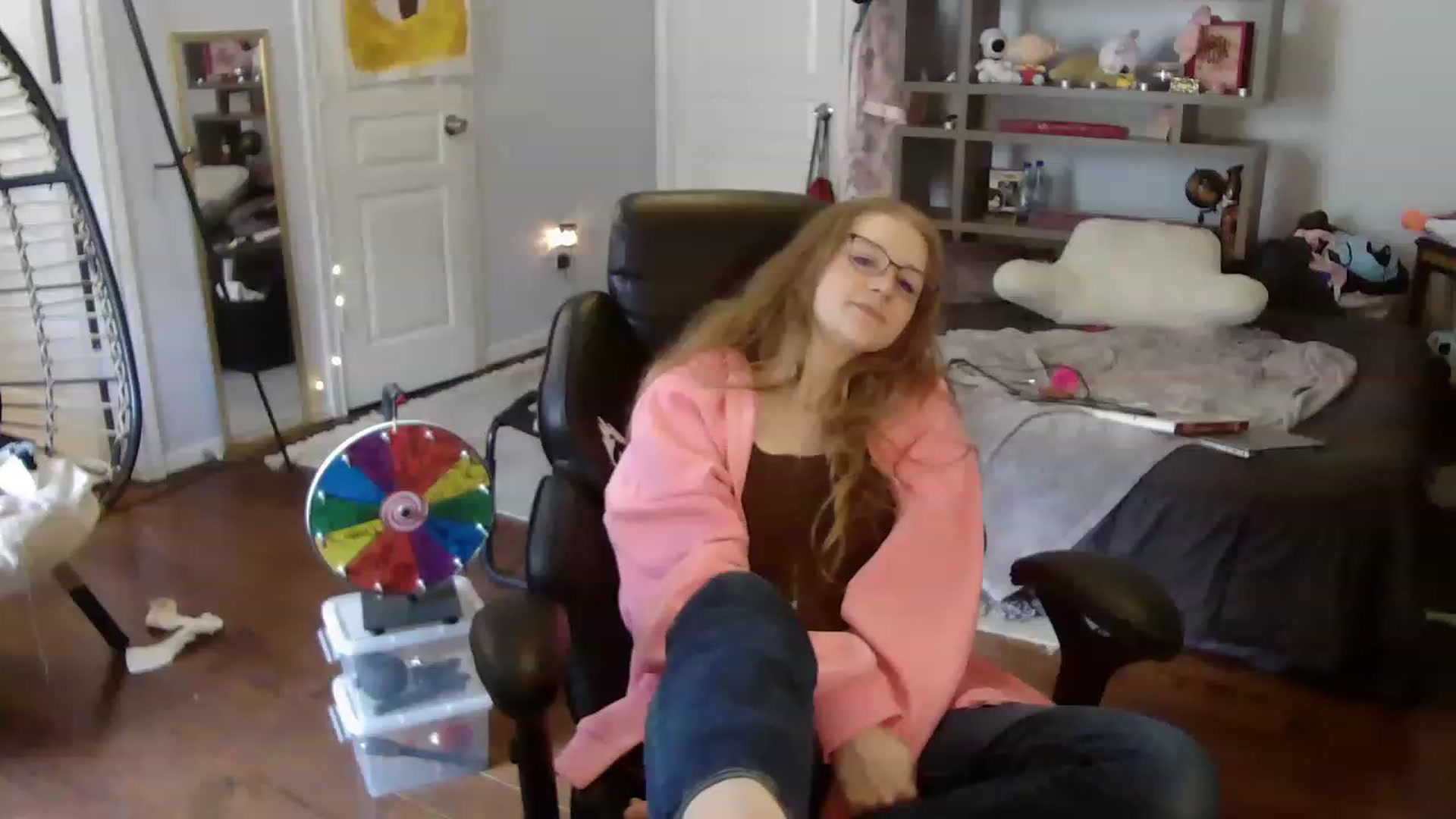 Gallery image thumbnail from Bunnydathug's myfreecams stream on, 08/08/2023, 18:28 image 15 of 20
