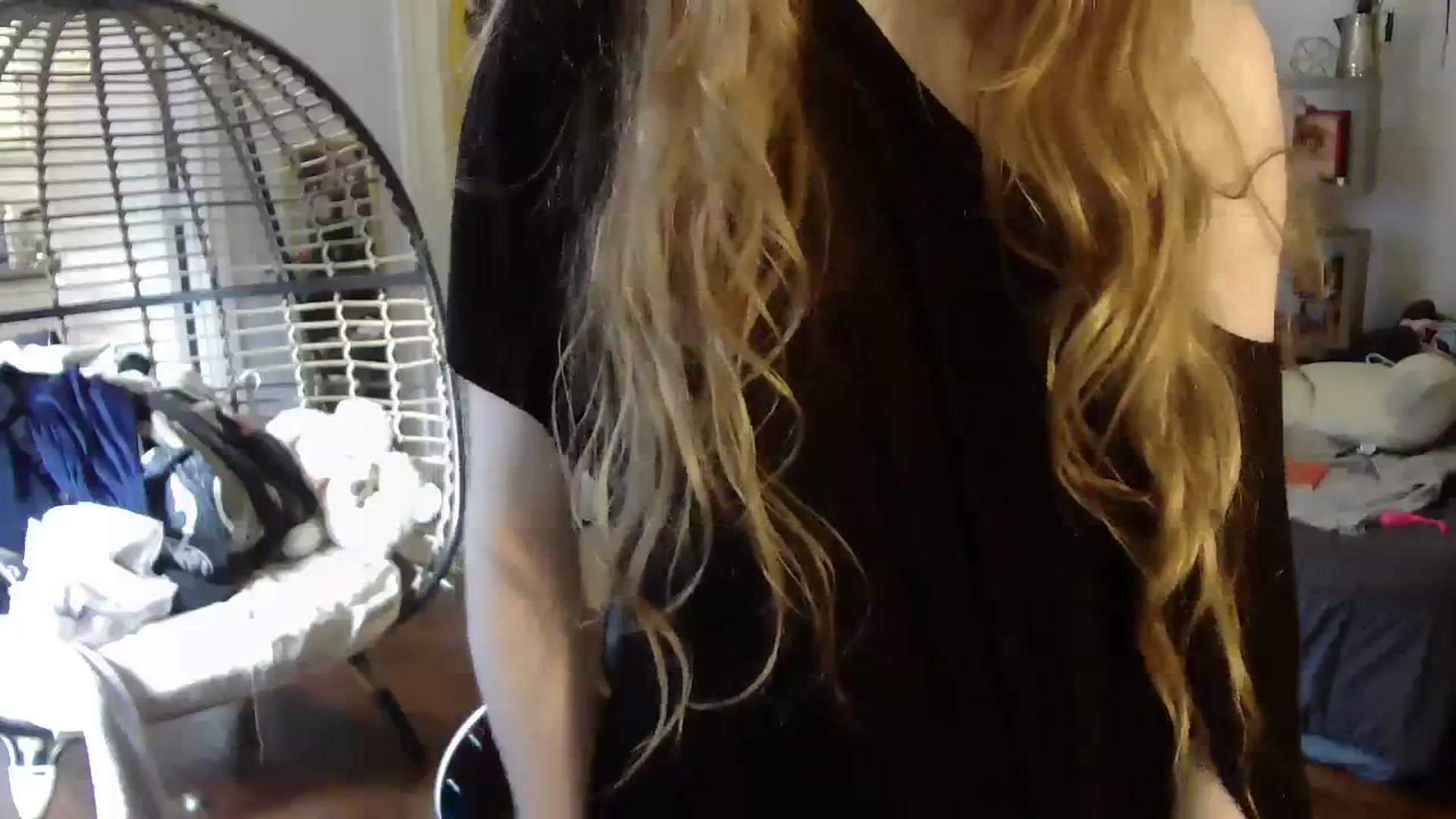 Gallery image thumbnail from Bunnydathug's myfreecams stream on, 08/10/2023, 14:07 image 17 of 20