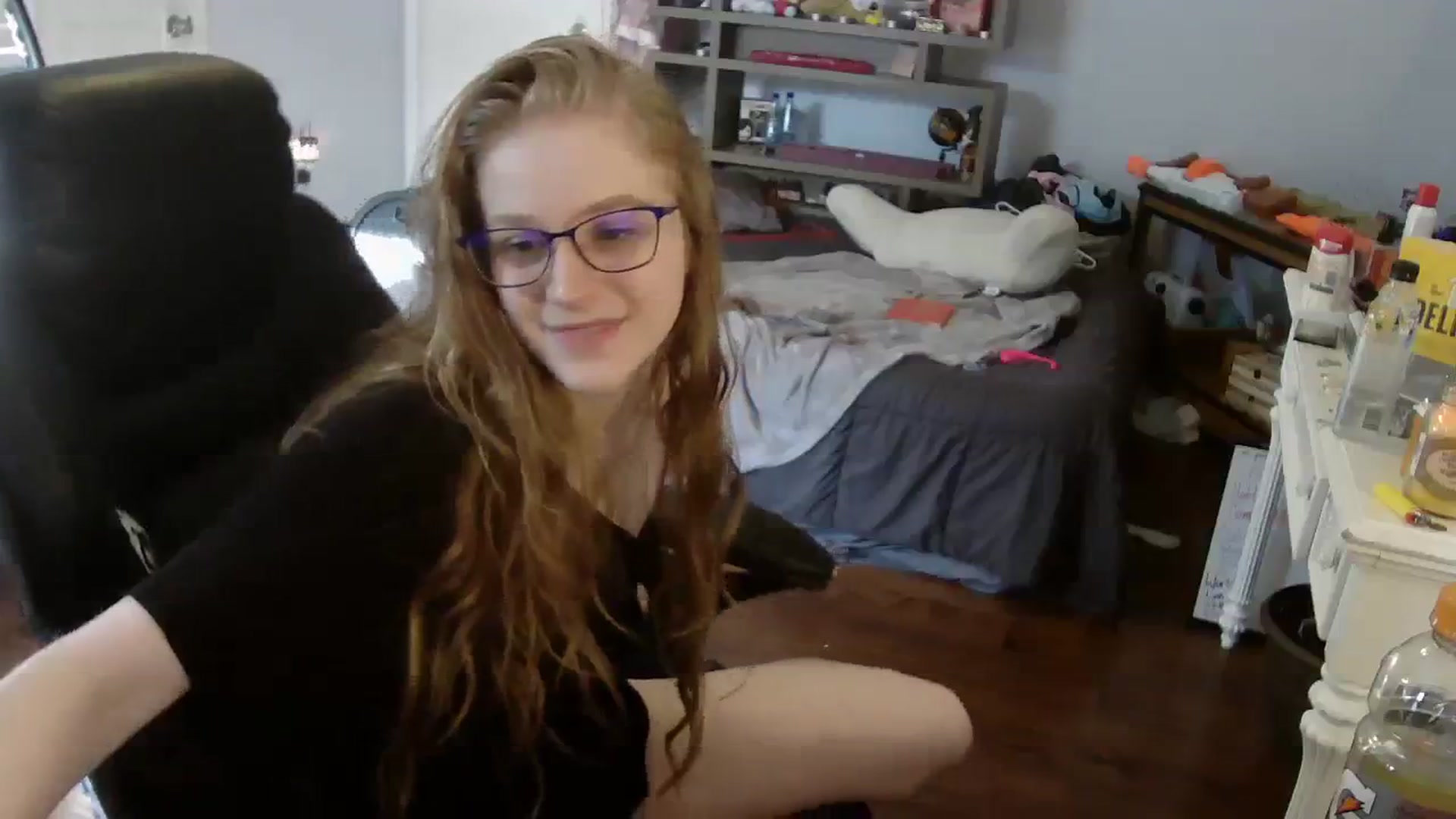 Gallery image thumbnail from Bunnydathug's myfreecams stream on, 08/10/2023, 14:07 image 13 of 20