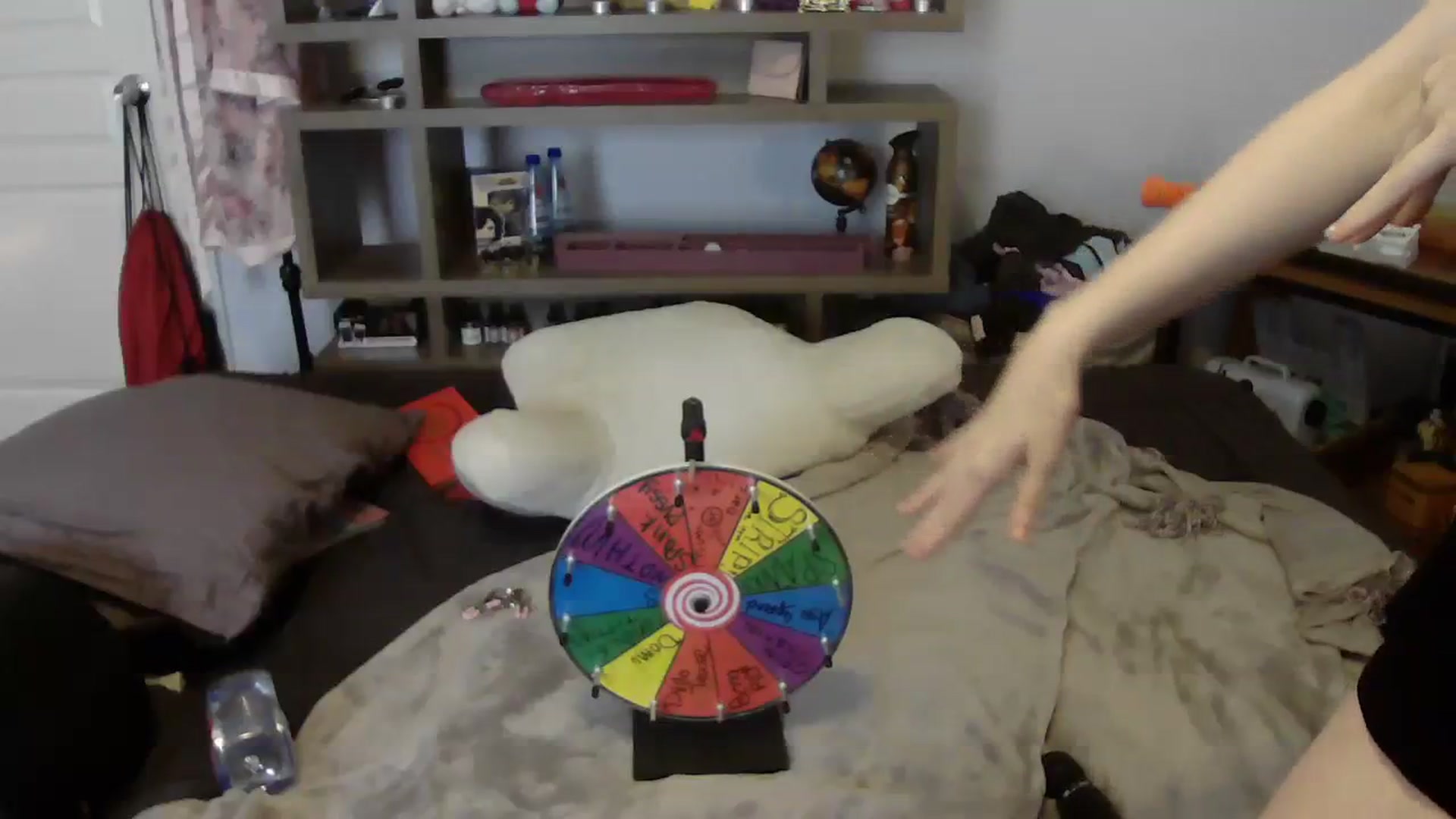 Gallery image thumbnail from Bunnydathug's myfreecams stream on, 08/10/2023, 18:57 image 9 of 20