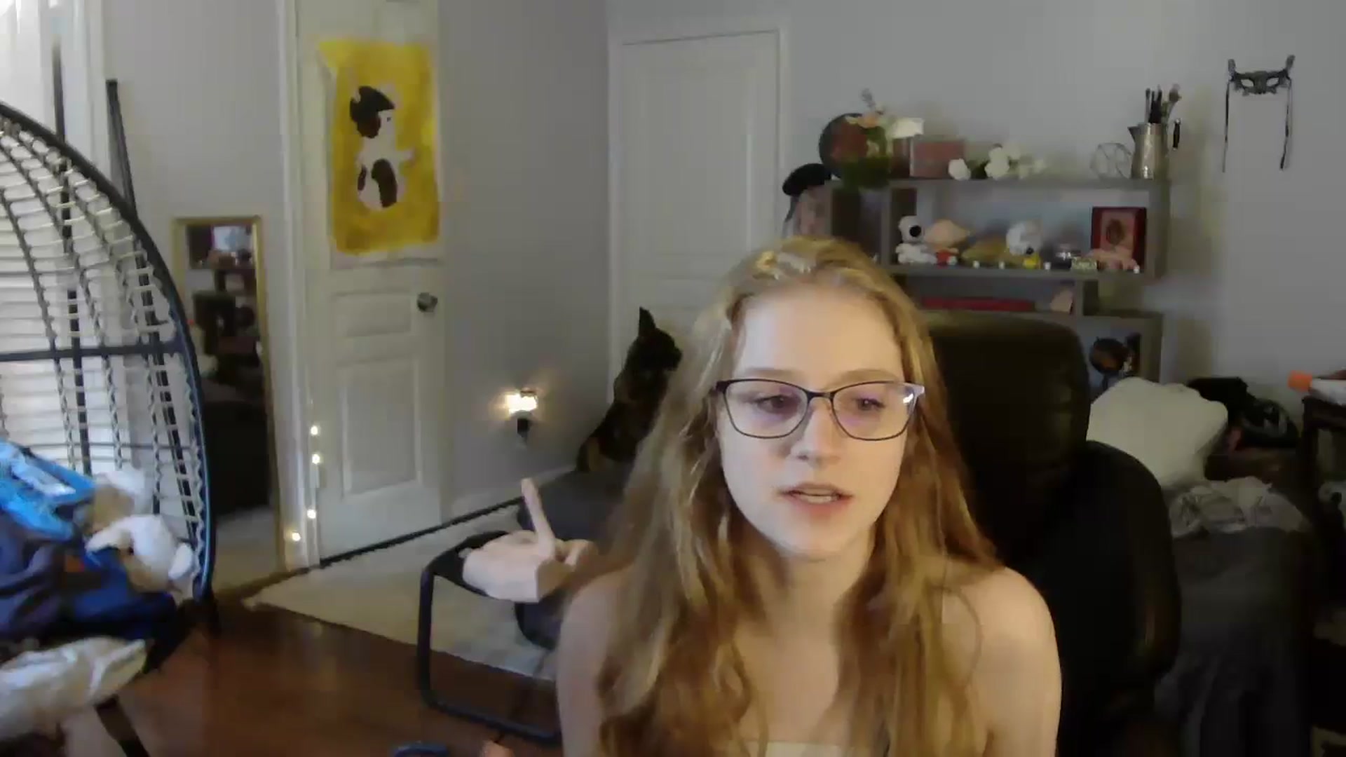 Gallery image thumbnail from Bunnydathug's myfreecams stream on, 08/12/2023, 20:33 image 16 of 20